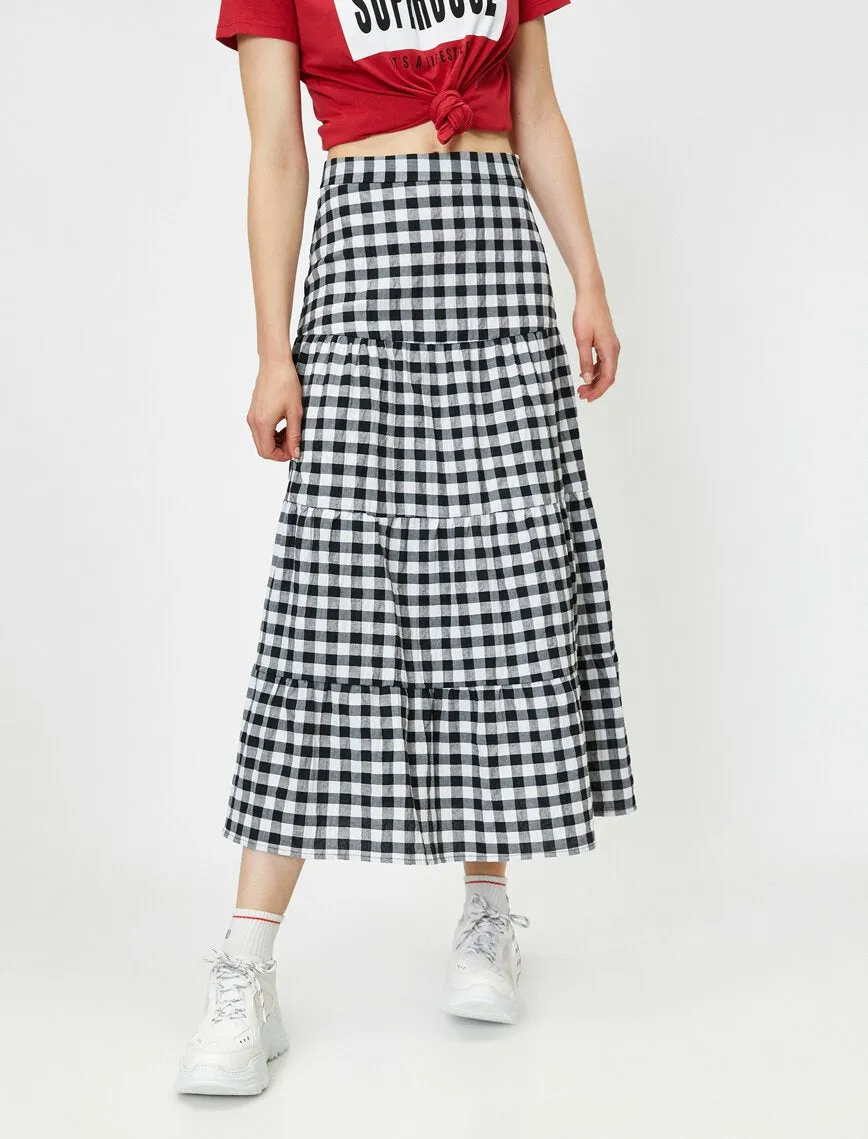 12020 Black Check Midi Skirt