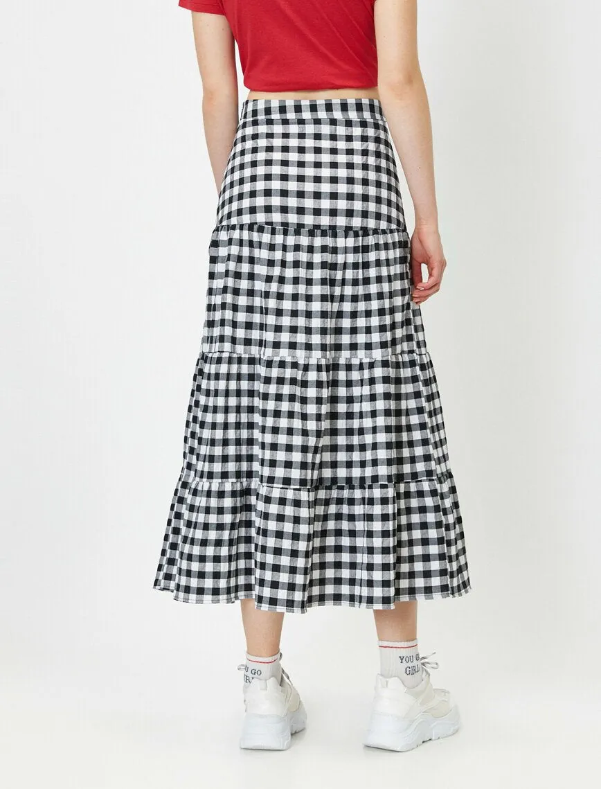 12020 Black Check Midi Skirt