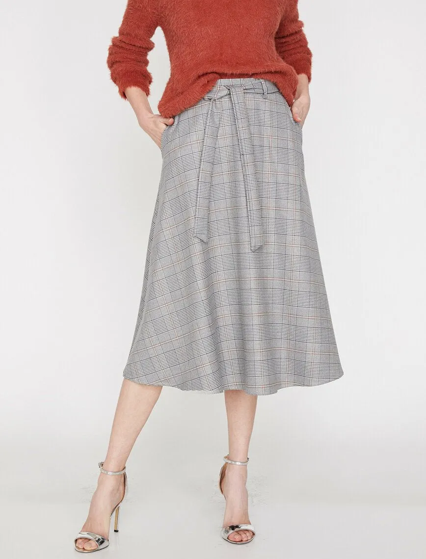 12041 Grey Patterned Midi Skirt