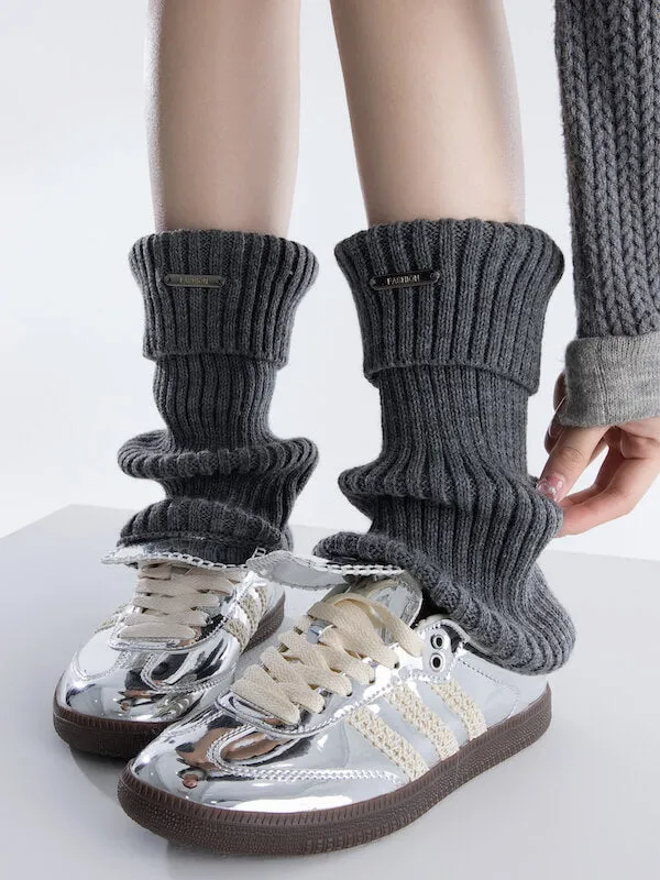 Academia label leg warmers