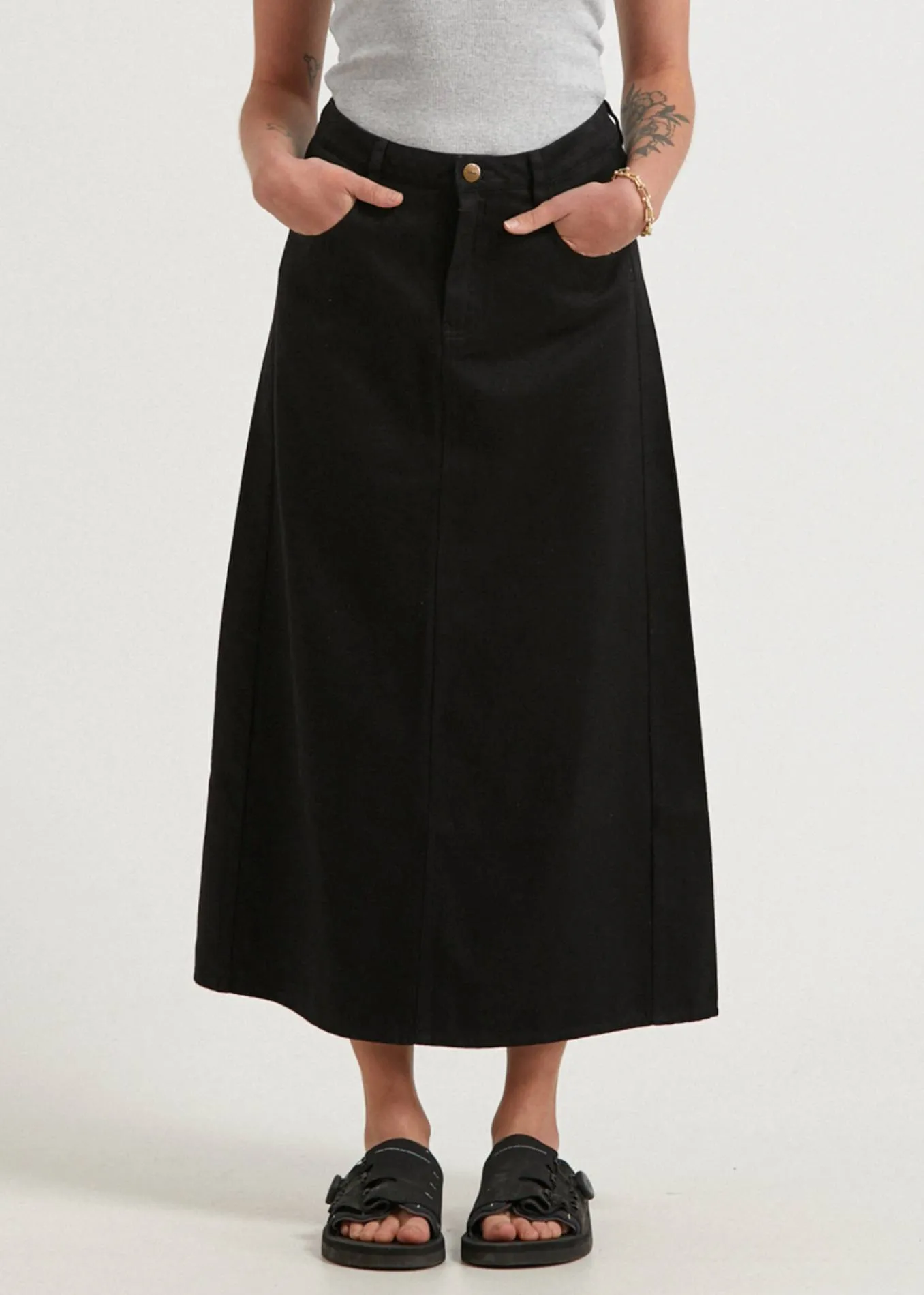 AFENDS Womens Nina - Twill High Rise Midi Skirt - Black