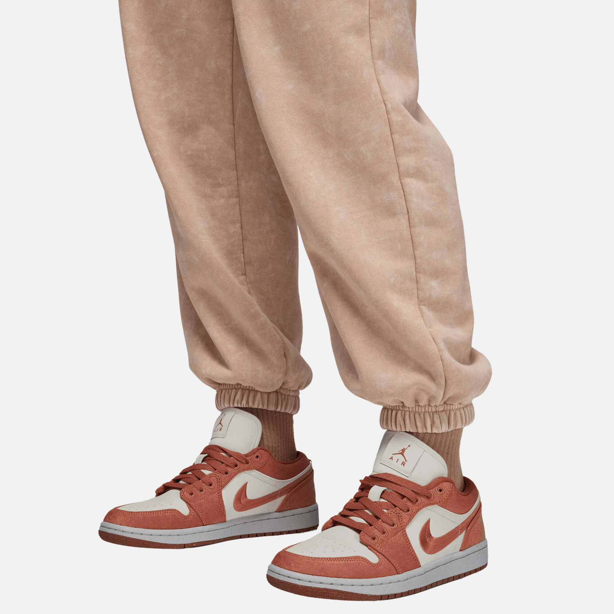 Air Jordan Women's Flight Fleece Desert Dust Washed Fleece Pants