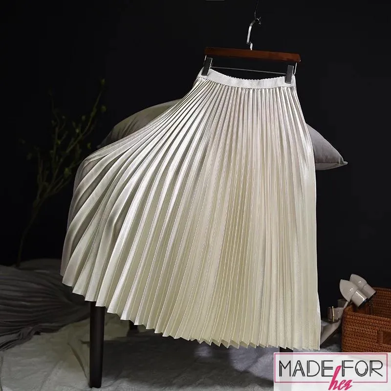 Client Shatabdi In Our Luxury Pleated Skirt