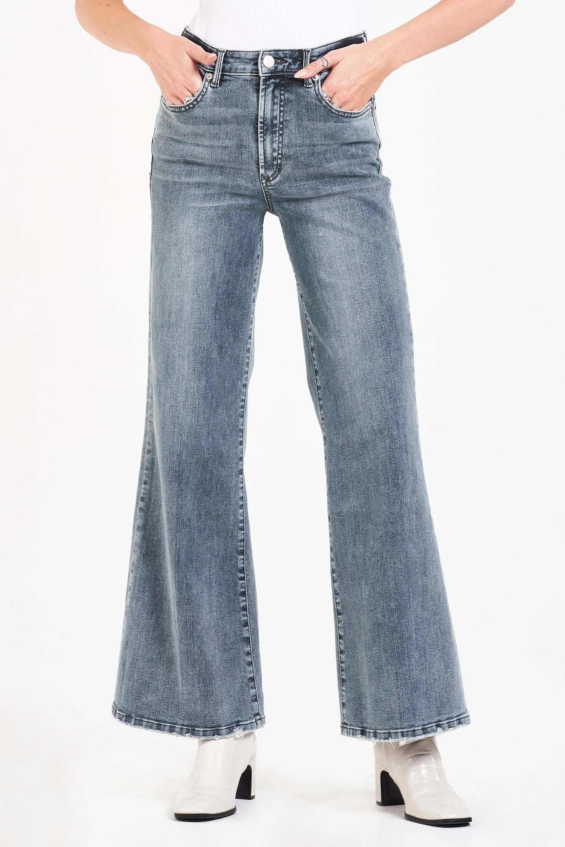 Dear John 'Fiona' Wide Leg Super High Rise Cropped Jeans in East Fairfax