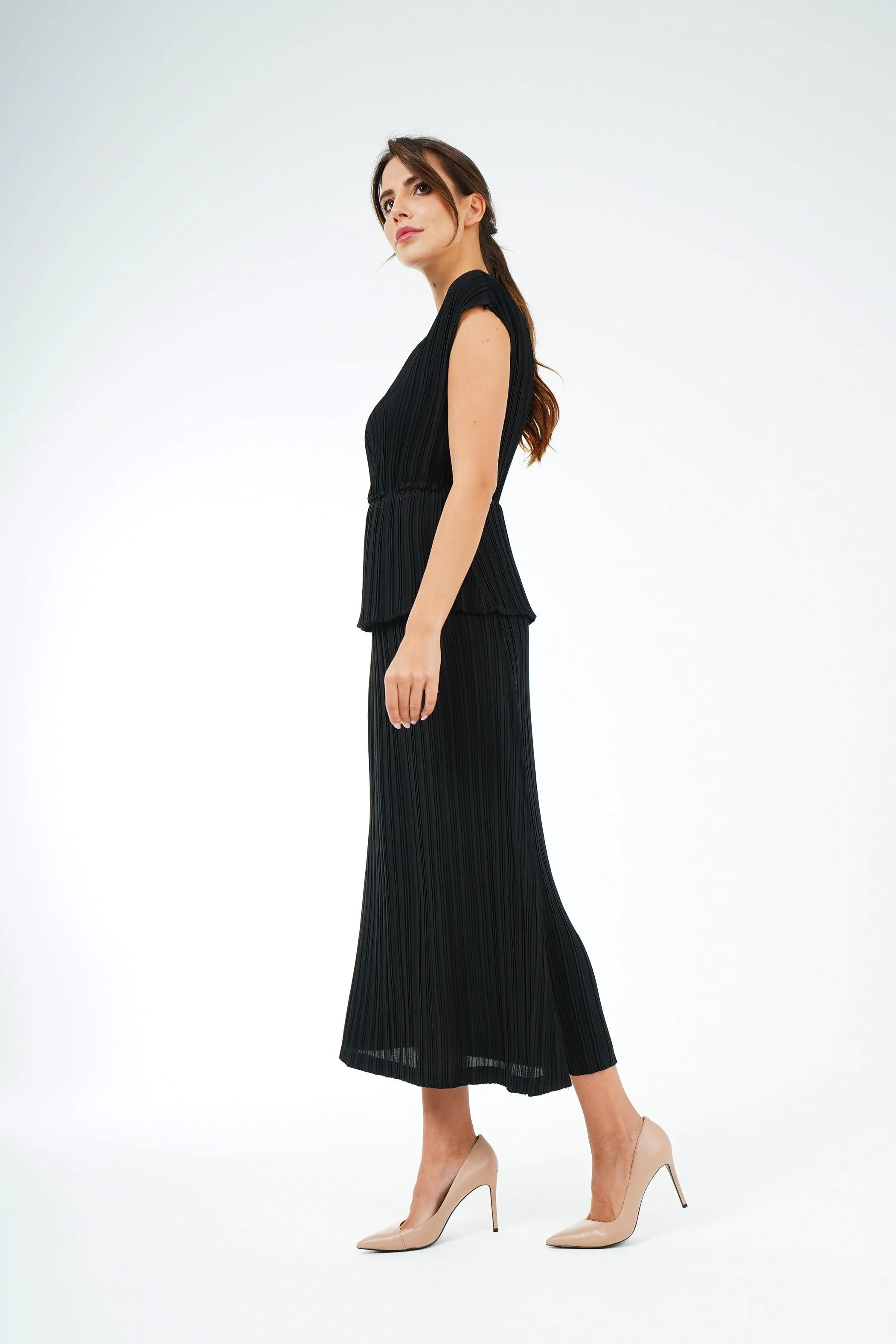 Dia Two Layer Pleated Dress With Narrow Waist