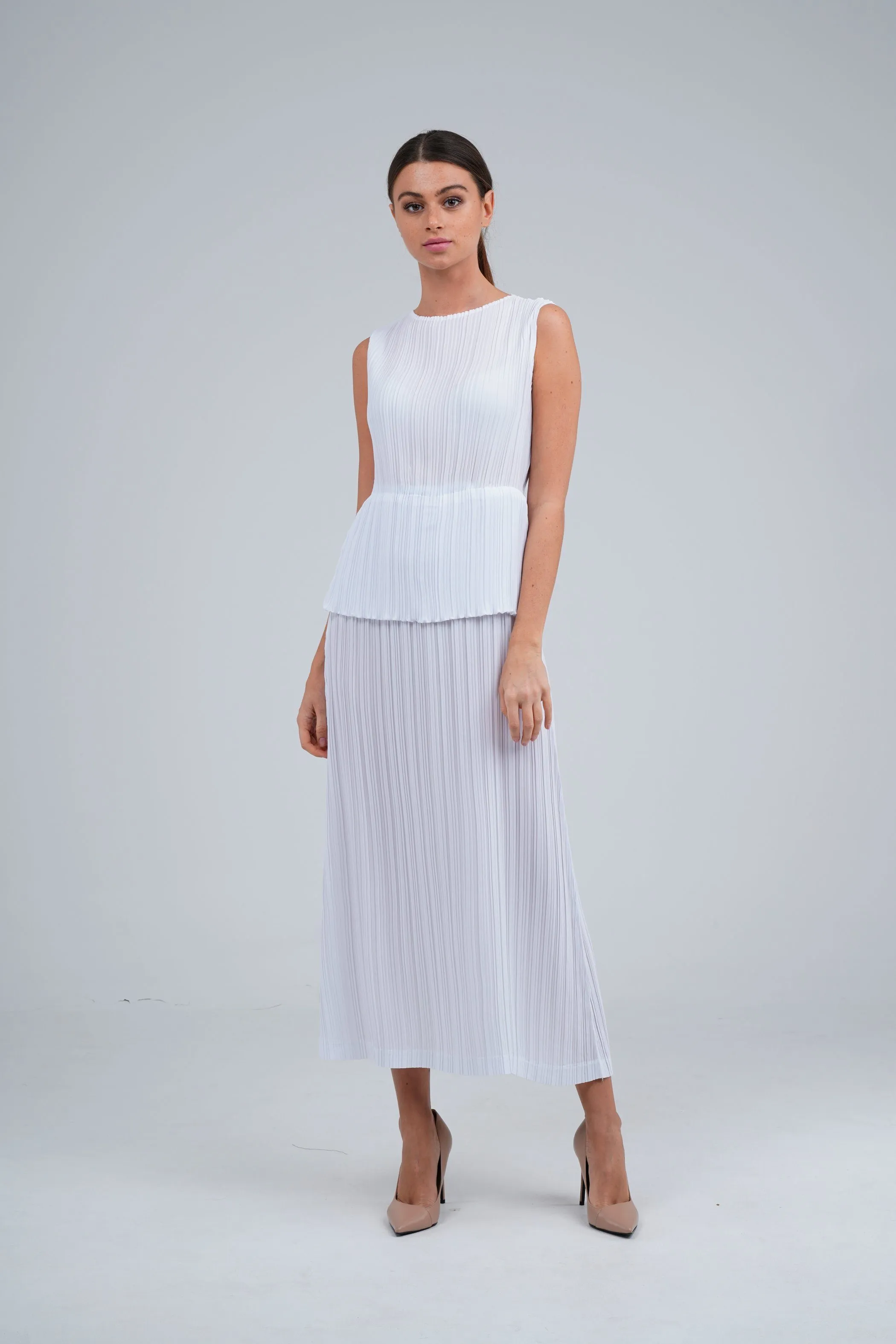 Dia Two Layer Pleated Dress With Narrow Waist