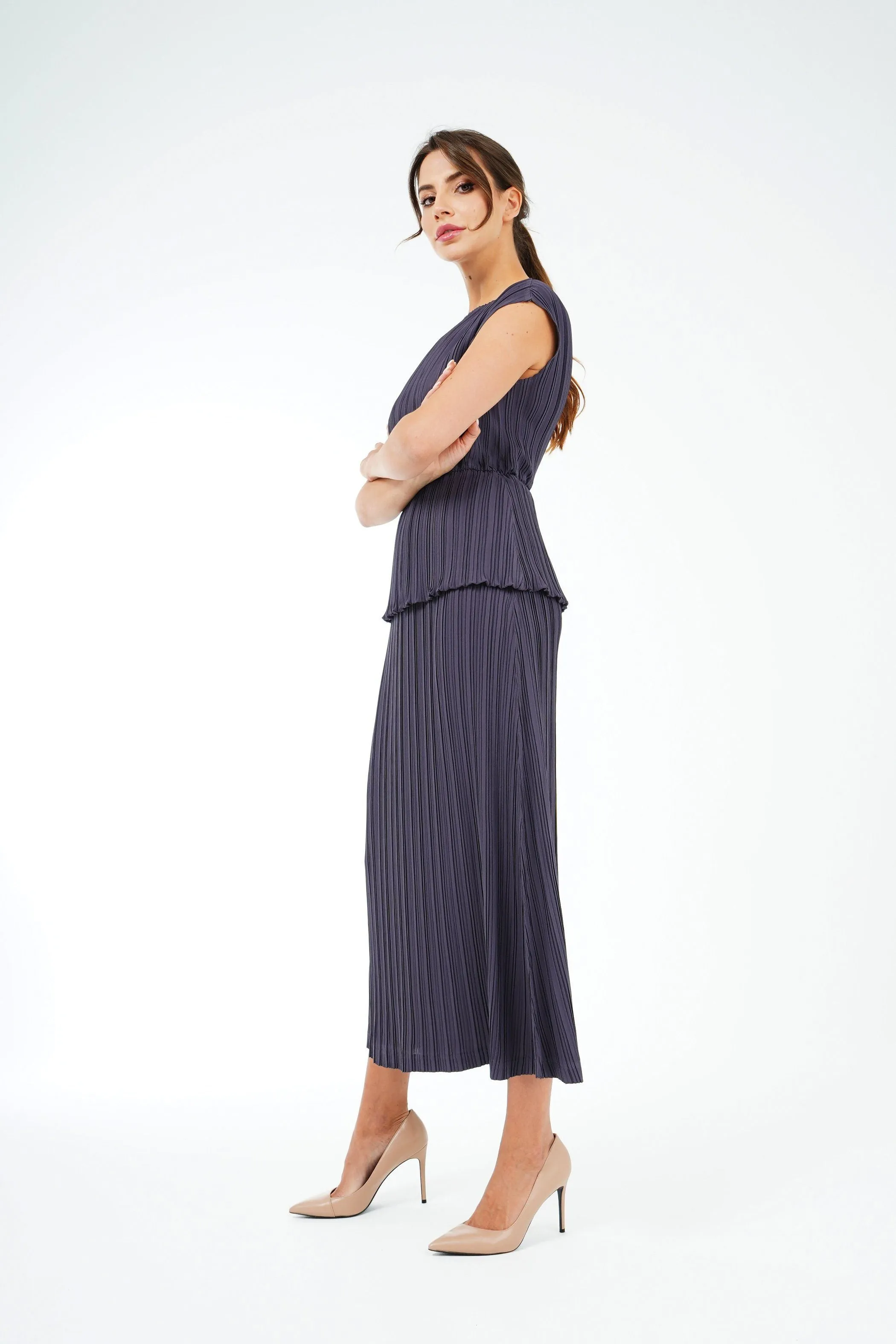 Dia Two Layer Pleated Dress With Narrow Waist