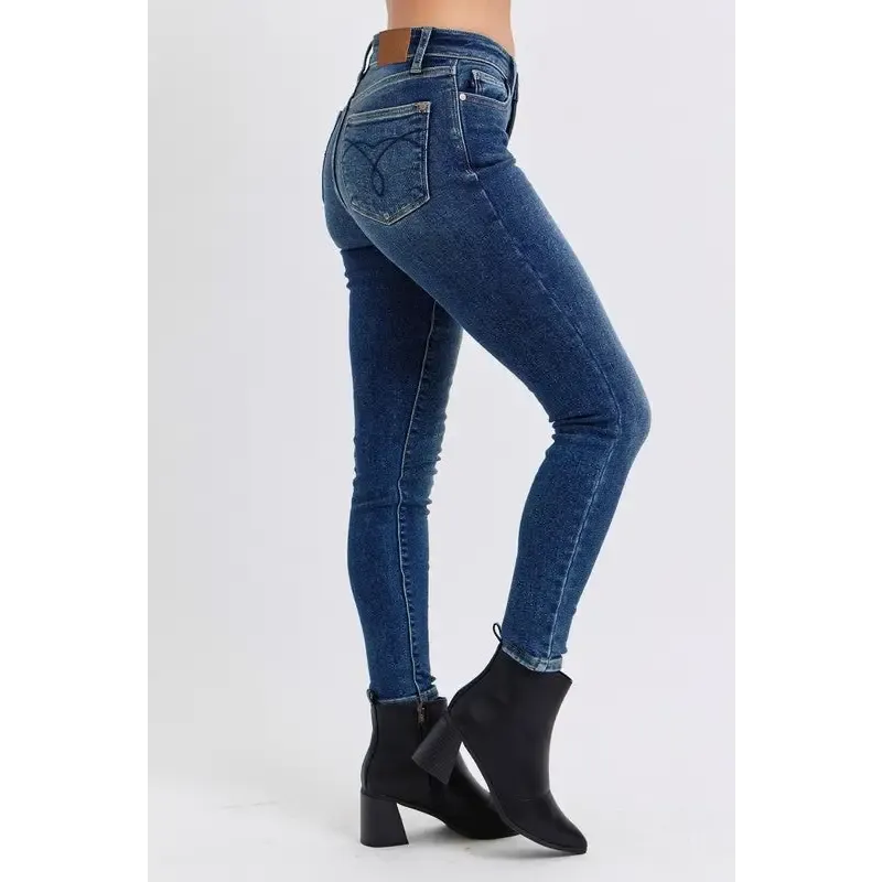 Elevate Your Wardrobe with Judy Blue Luxury Fashion Skinny Jeans