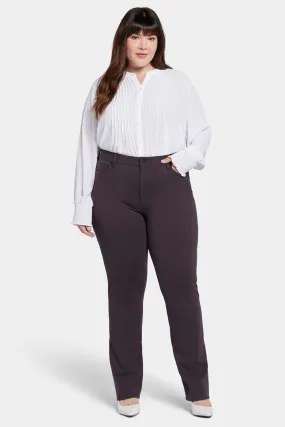 Marilyn Straight Pants In Plus Size - Cordovan