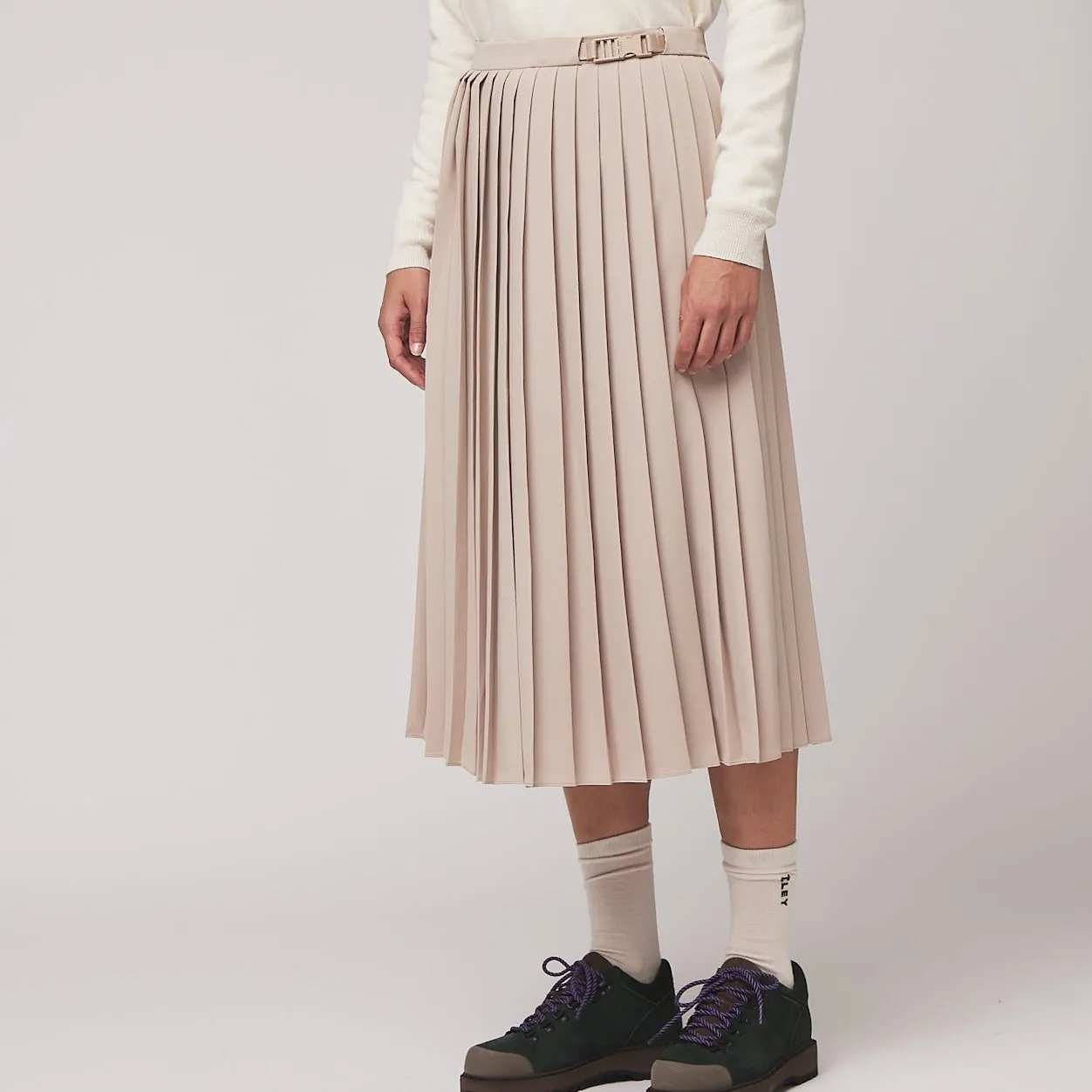 Tech Slk Pleated Midi Skirt