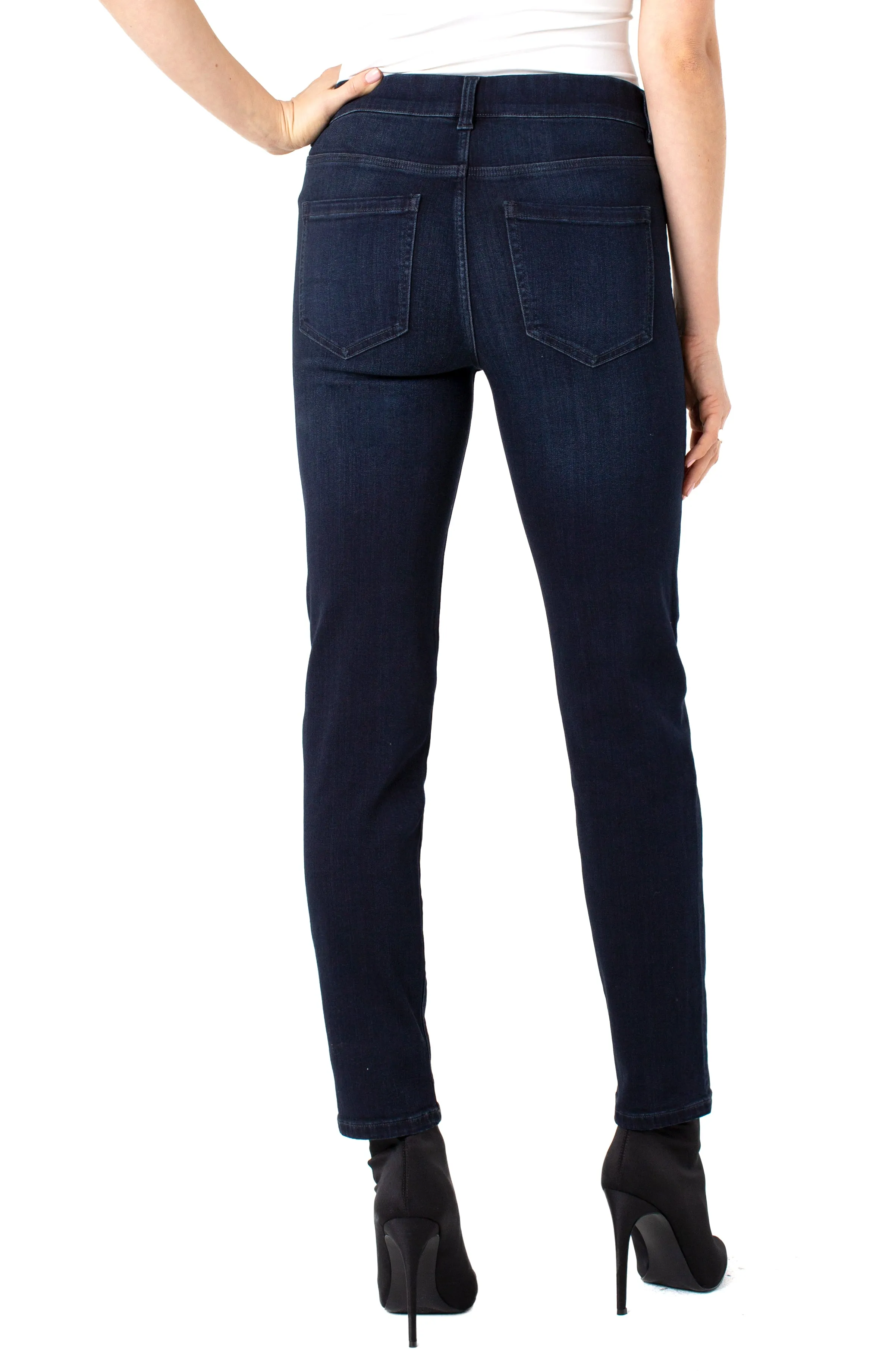 THE GIA GLIDER® SLIM HIGH PERFORMANCE DENIM ECO